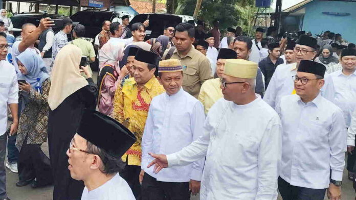 Bahlil Lahadalia Janjikan Bantuan Modal Rp 1 Miliar untuk Program Santri Enterpreneur