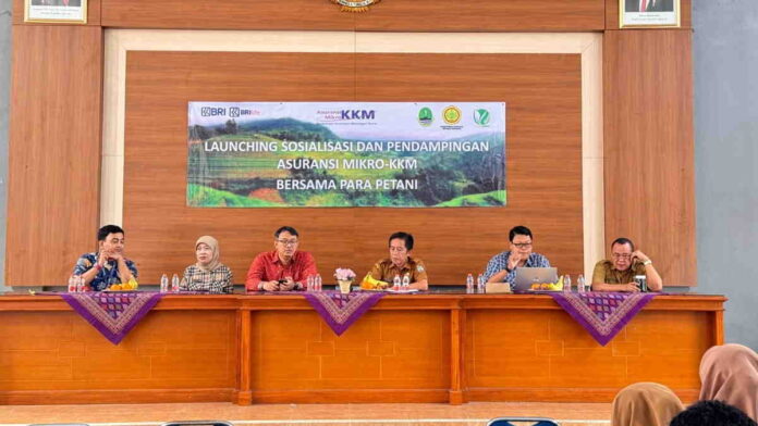 Dinas Tanaman Pangan dan Hortikultura Jabar Bersama BRI Life Luncurkan Asuransi Mikro untuk Petani di Ciamis