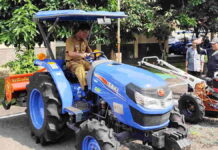 Pemkab Ciamis Salurkan 64 Unit Alsintan untuk Puluhan Kelompok Tani Petani