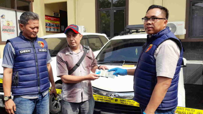 Senyum Bahagia Pemilik Rental Mobil Setelah Polres Kota Banjar Berhasil Kembalikan Kendaraannya