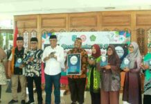 Tokoh peduli literasi banjar