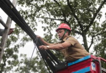 rapikan kabel udara